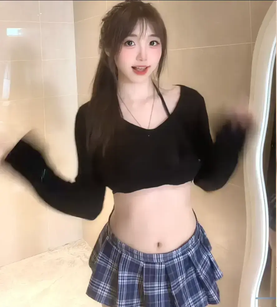 网红Sunny77楼道战神未删减合集-《Sunny77》1080P高清画质在线播放-《Sunny77楼道战神》全集网盘资源及聊天记录解析