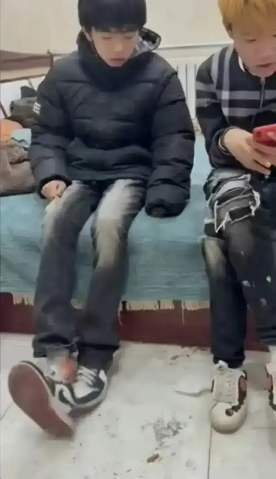 《轻奢小子和美式boy》全片高清无删减在线观看-免费播放轻奢小子和美式boy完整版资源-黑料热搜视频1080P超清画质